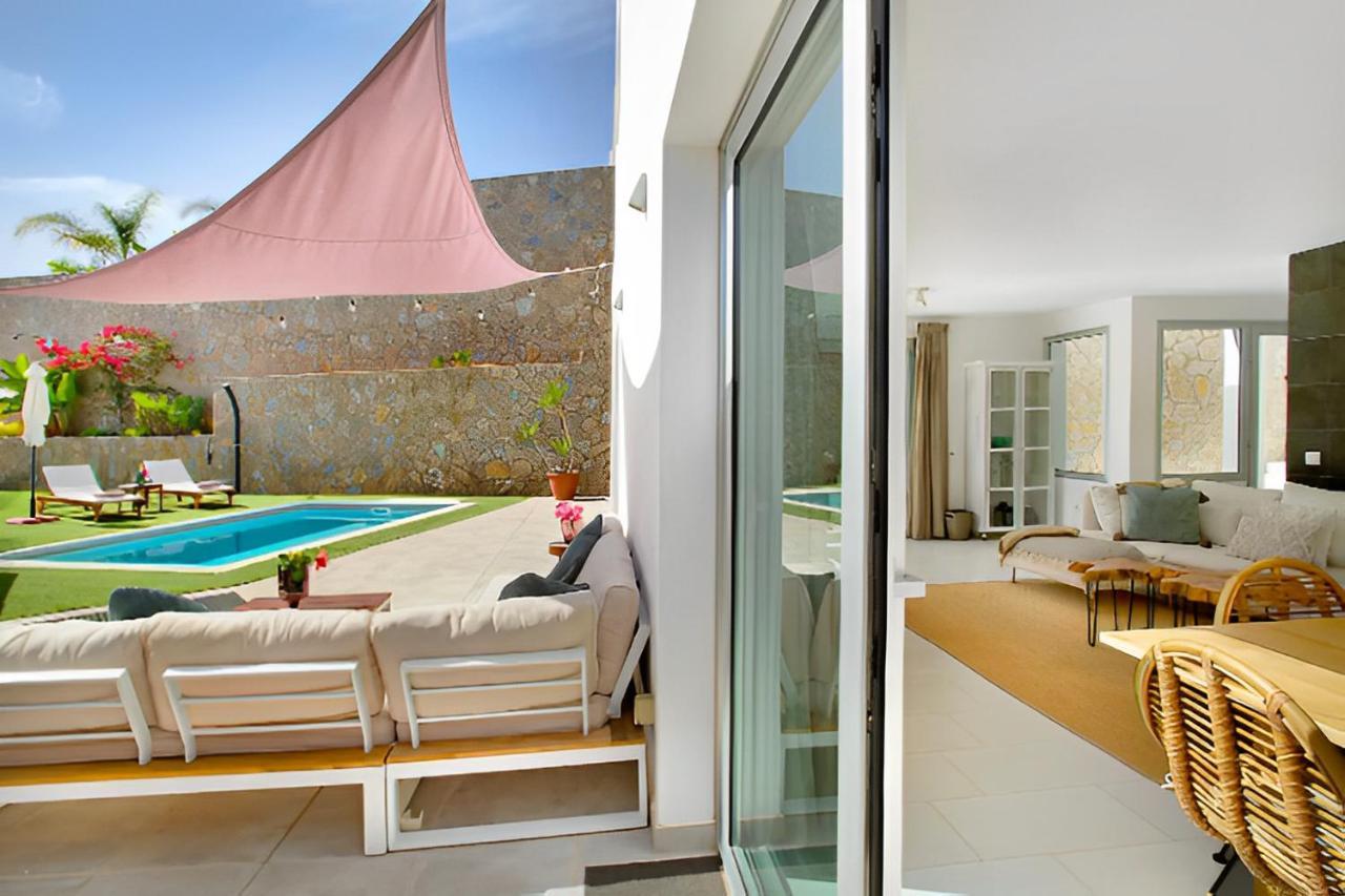 Dream Villa With Heated Pool, Rooftop & Ocean Views Mogán エクステリア 写真