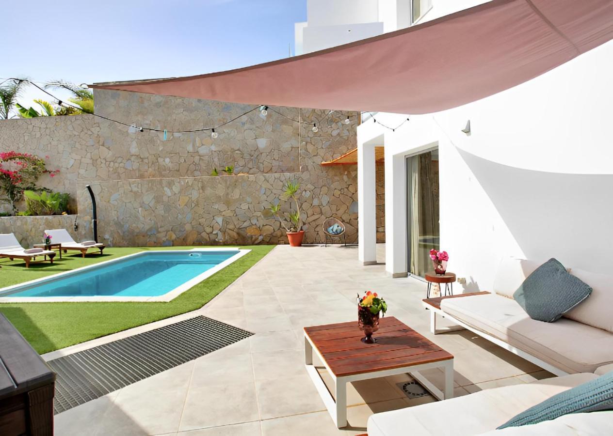 Dream Villa With Heated Pool, Rooftop & Ocean Views Mogán エクステリア 写真